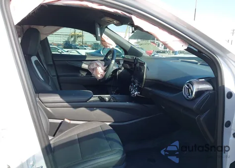 2024 Chevrolet Blazer Ev Eawd 2Lt z USA, uszkodzony, nr VIN 3GNKDBRJ8RS292708